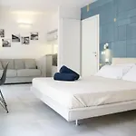 Mada Charm Terrace&carugio