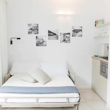 Mada Charm Terrace&carugio *