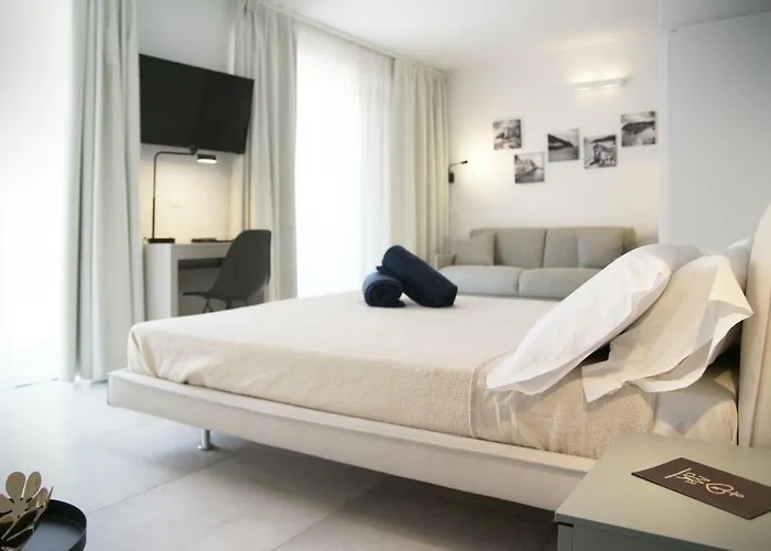 Mada Charm Terrace&carugio * Vernazza