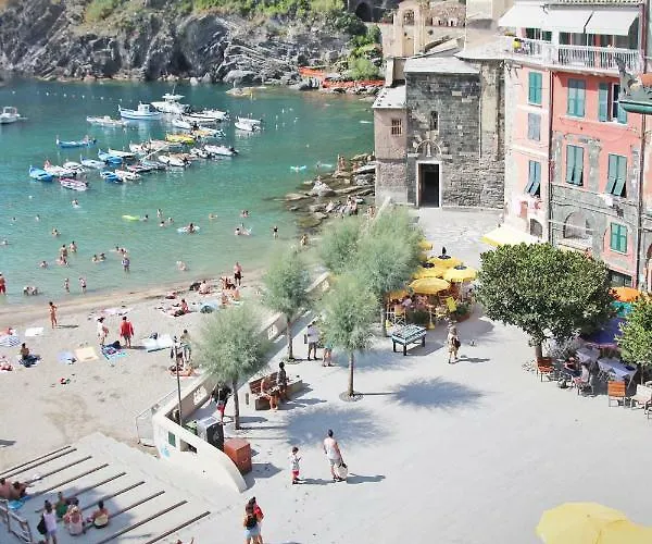 Mada Charm Terrace&carugio