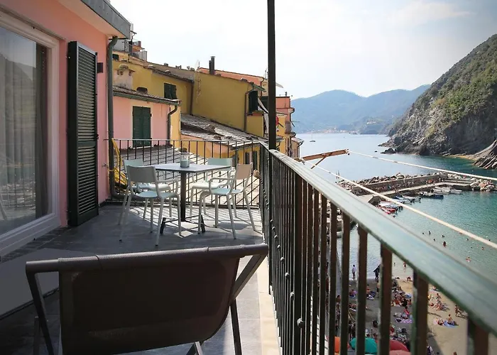 Mada Charm Terrace&carugio Vernazza